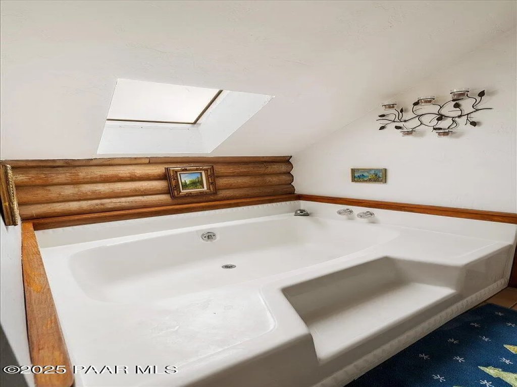 Minnie Mine Cabin Retreat Vacation Rental in Prescott - RedAwning