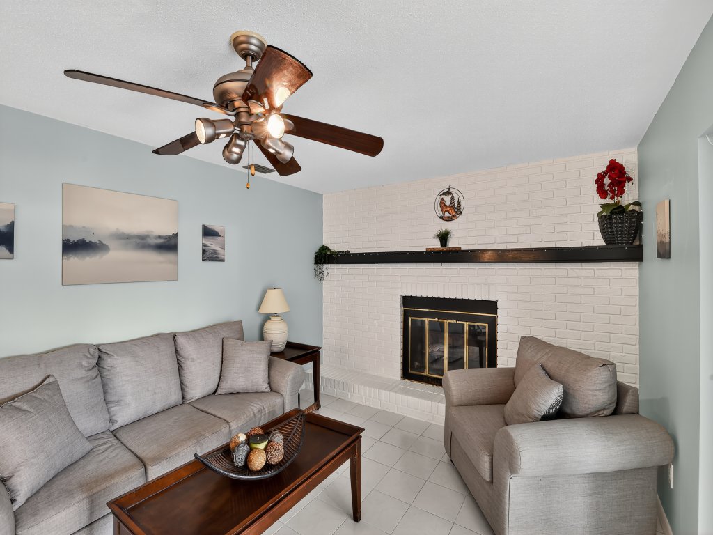 Chelsea Way Getaway Bright 4BR Family Retreat Vacation Rental in Florida - RedAwning