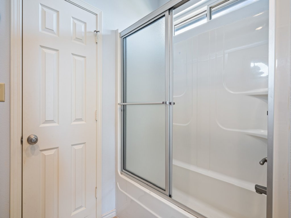 Happy Hours Vacation Rental in Texas - RedAwning