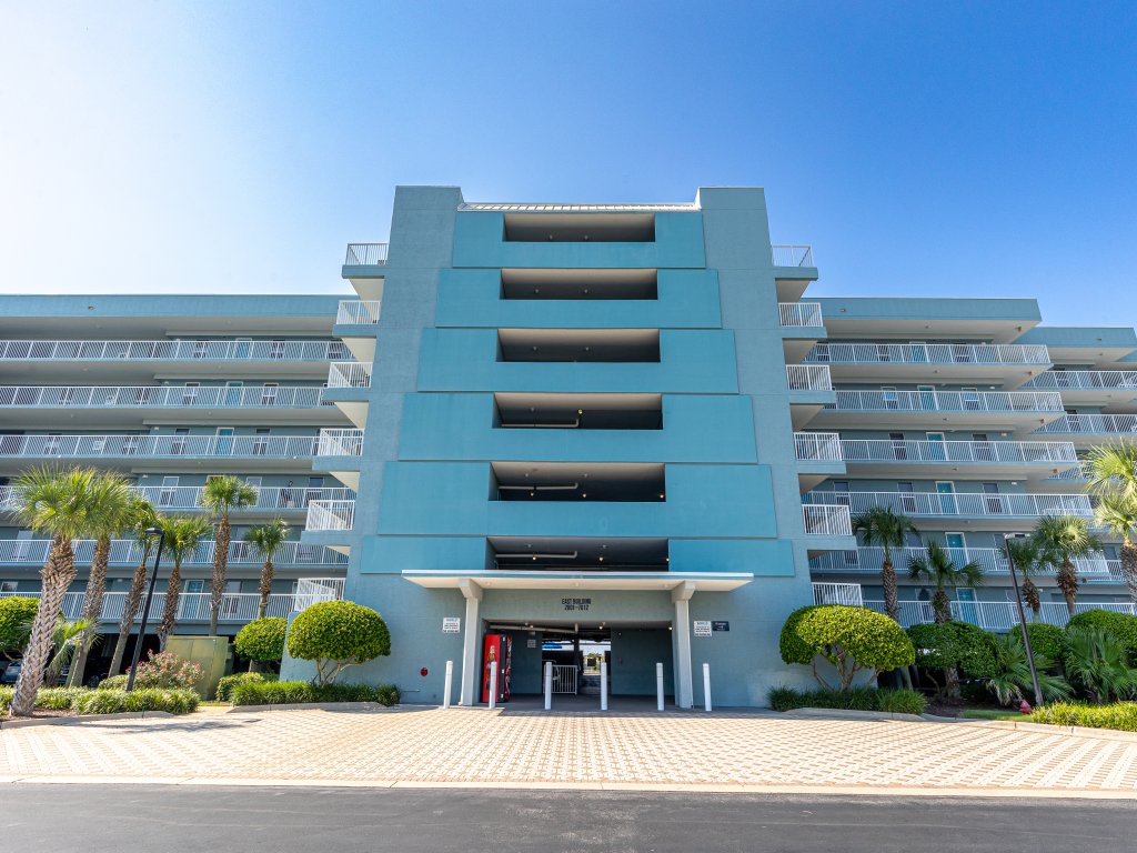 Islander Beach Resort 403 Vacation Rental in Fort Walton Beach - RedAwning