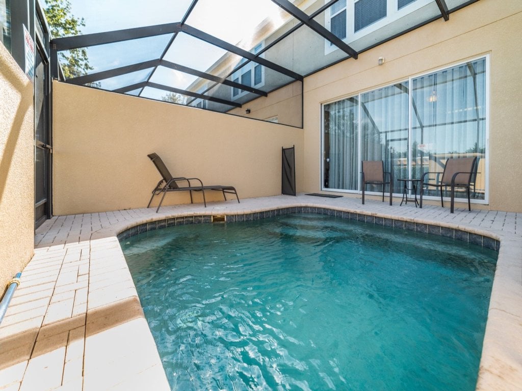 Windsor Hills 3 Bedroom Private Pool Townhome Vacation Rental in Kissimmee - RedAwning