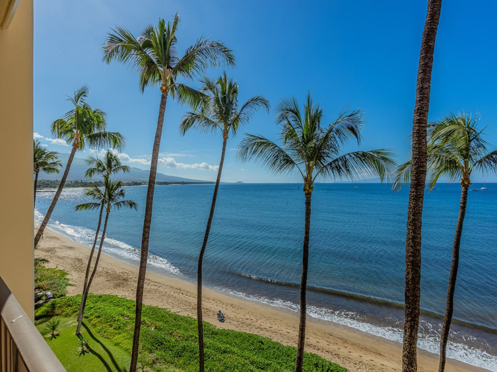 Sugar Beach Resort 530 Vacation Rental in Kihei - RedAwning