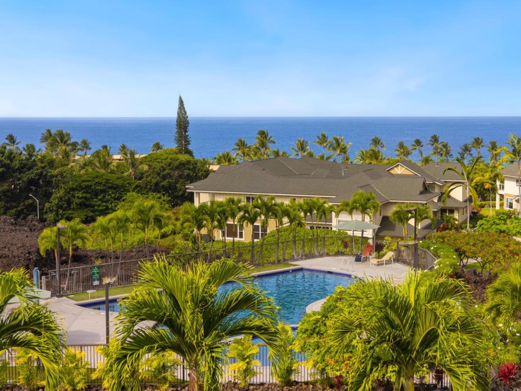 Big Island Na Hale O Keauhou C5 Vacation Rental in Kailua-Kona - RedAwning