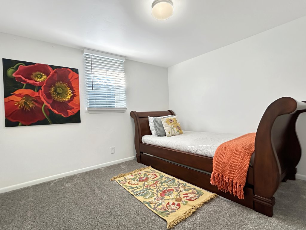 Walker Ridge Hideout Vacation Rental in Colorado - RedAwning
