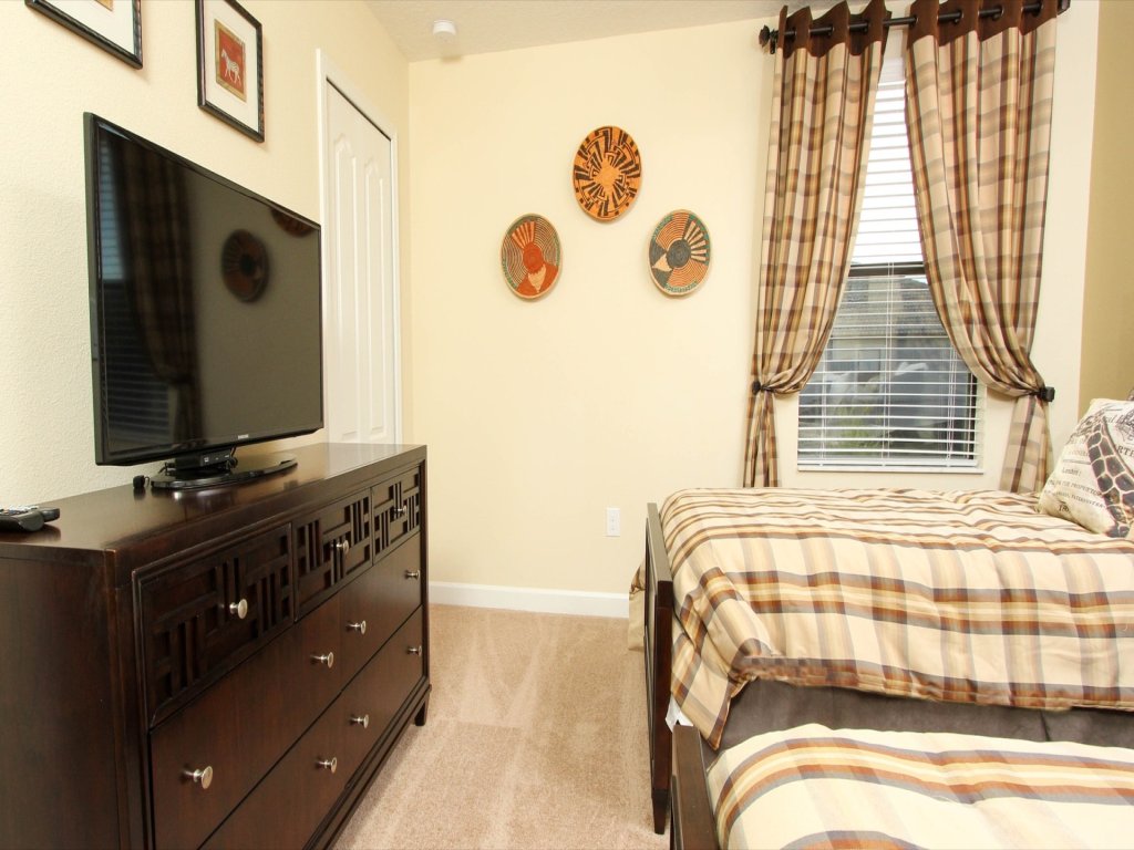 TBR1405 Vacation Rental in Davenport - RedAwning
