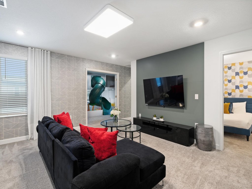 SSH9290 Vacation Rental in Davenport - RedAwning