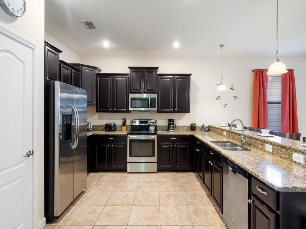 EC9111 Vacation Rental in Davenport - RedAwning