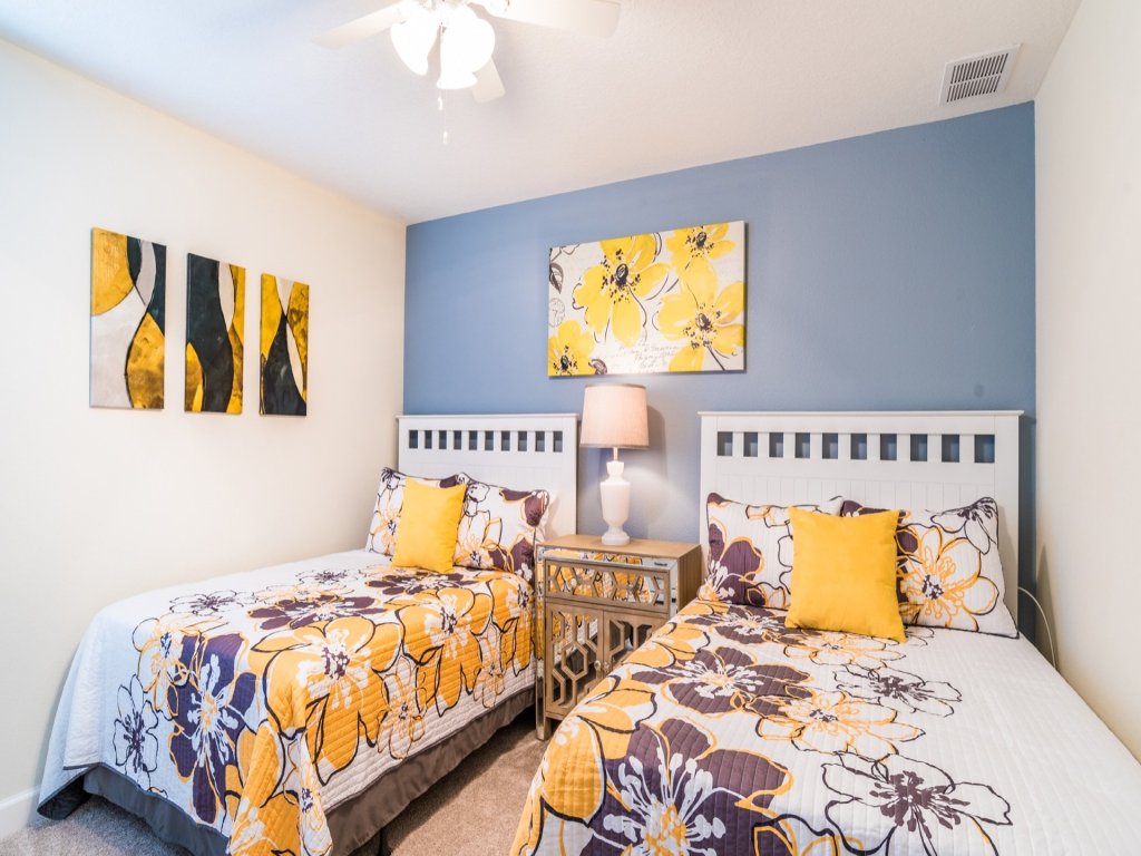 SCD9162 Vacation Rental in Davenport - RedAwning