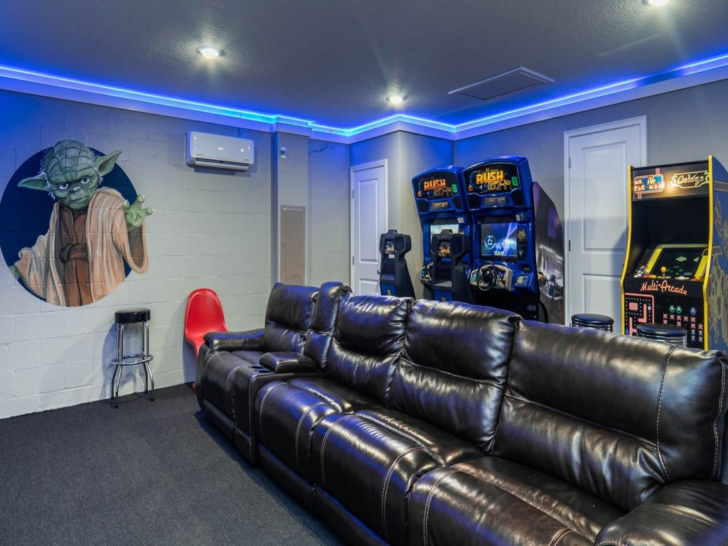 HZD9057 Vacation Rental in Davenport - RedAwning