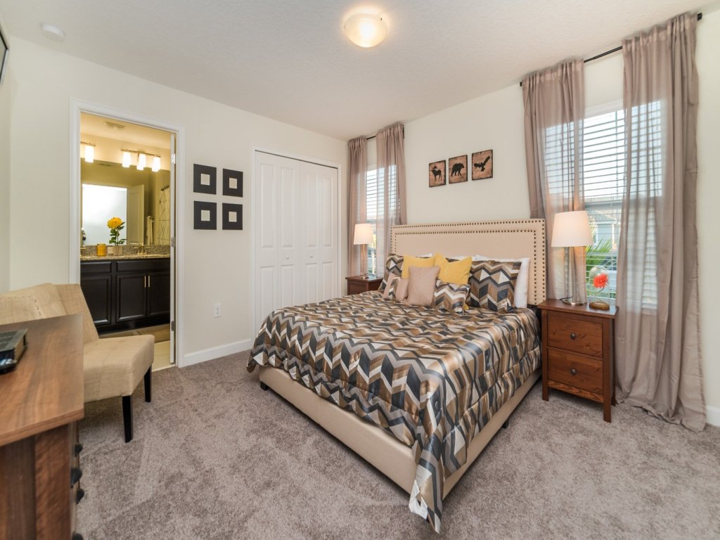 DOG9055 Vacation Rental in Davenport - RedAwning