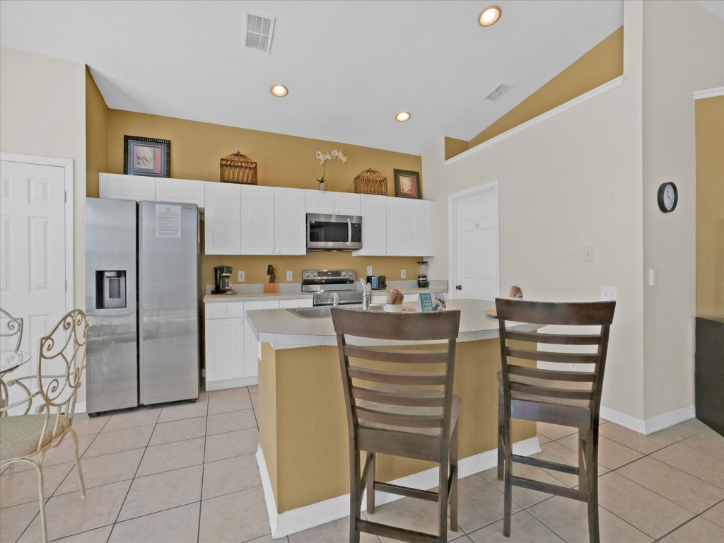 FP8190 Vacation Rental in Kissimmee - RedAwning
