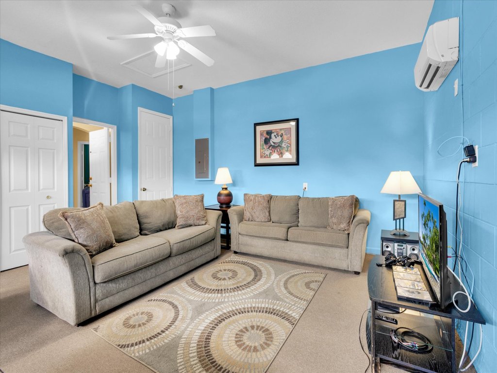 SP8137 Vacation Rental in Kissimmee - RedAwning