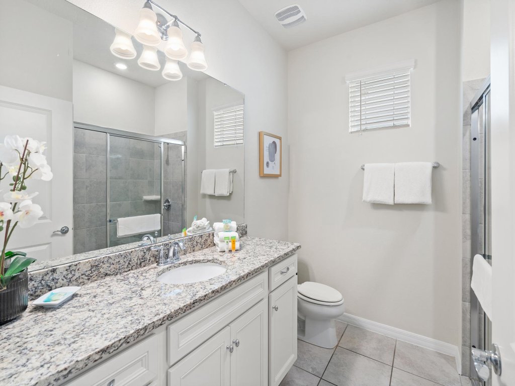 LLC2131 Vacation Rental in Davenport - RedAwning
