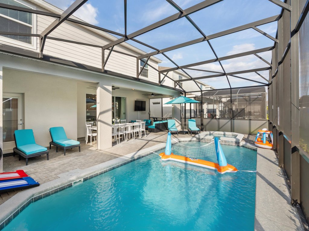 LLC2131 Vacation Rental in Davenport - RedAwning