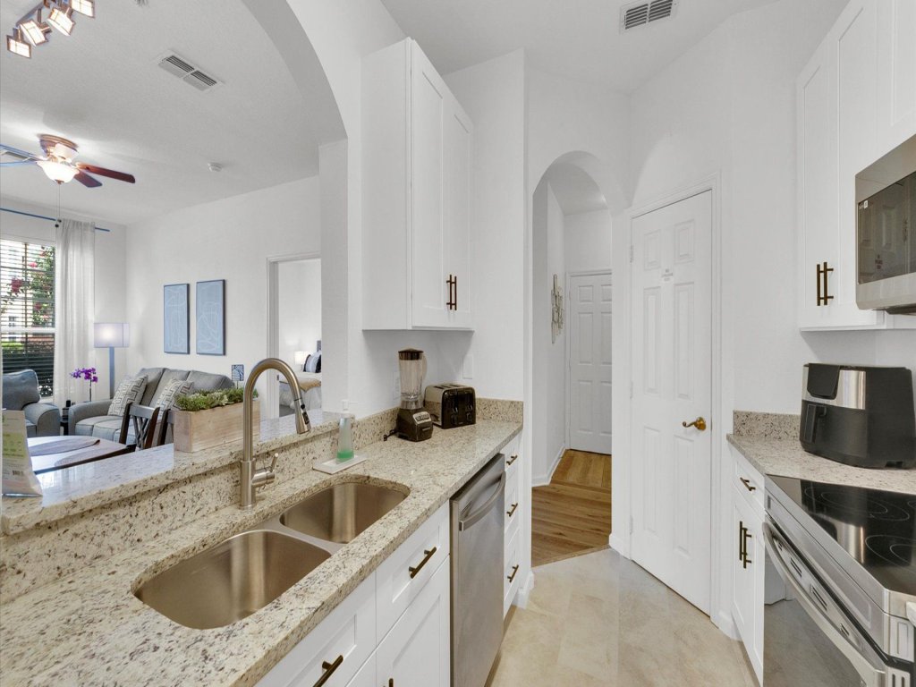BF2303-102 Vacation Rental in Kissimmee - RedAwning