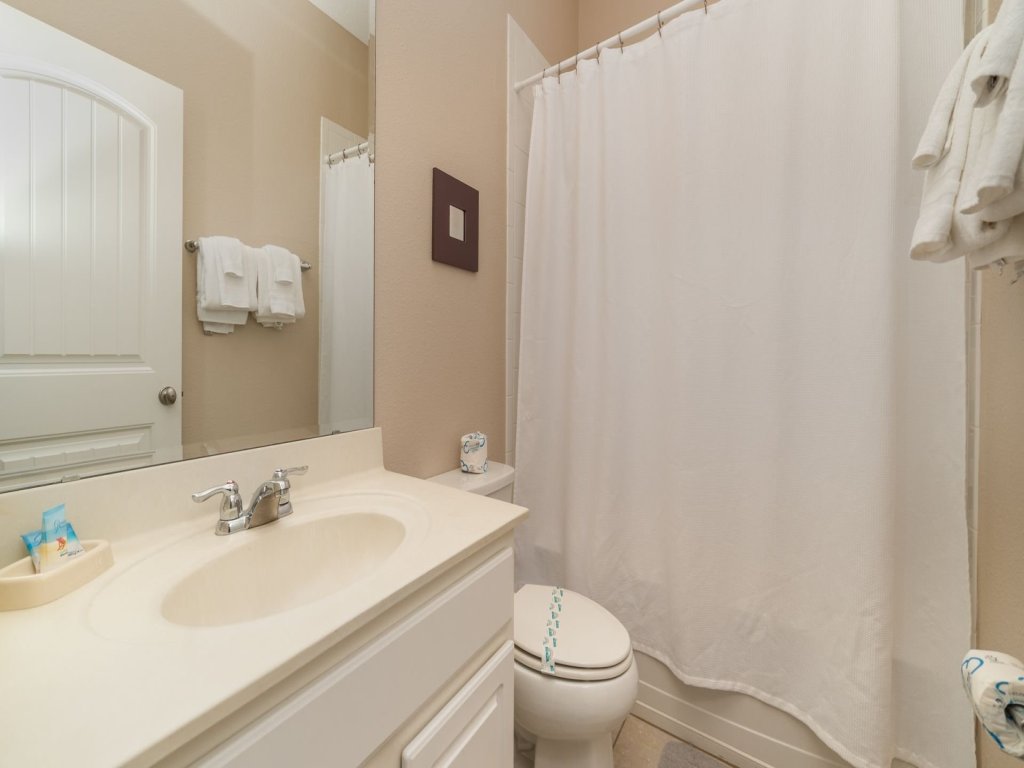 OKB5160 Vacation Rental in Davenport - RedAwning