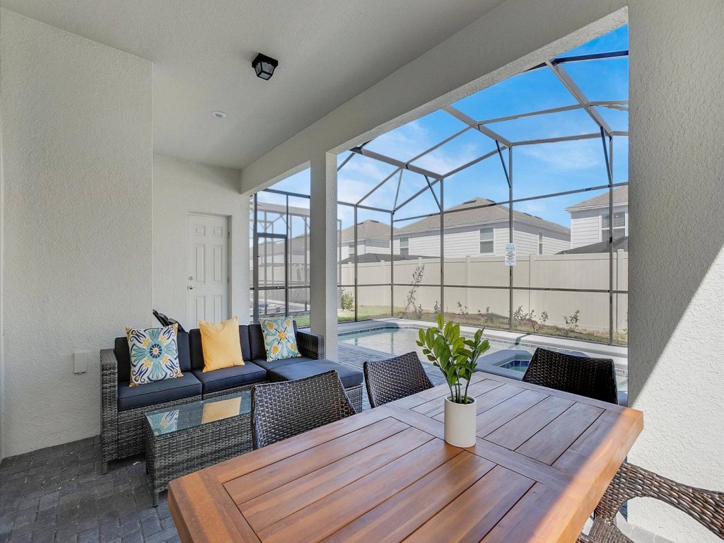 LLW3437 Vacation Rental in Davenport - RedAwning