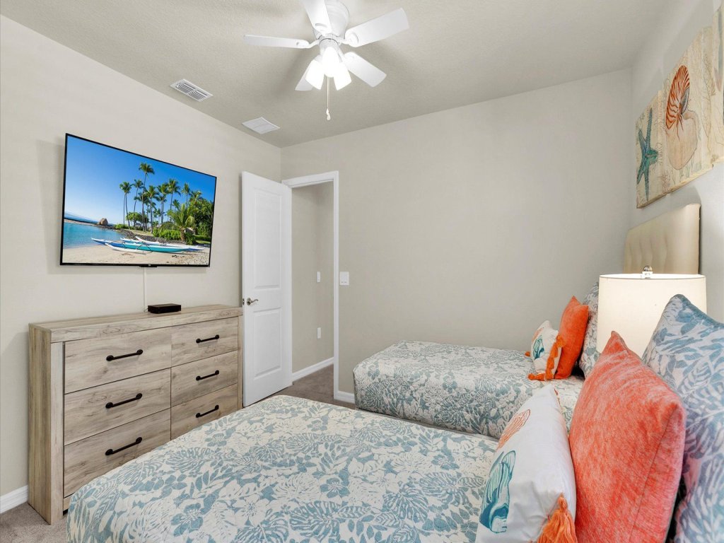 LLW3437 Vacation Rental in Davenport - RedAwning