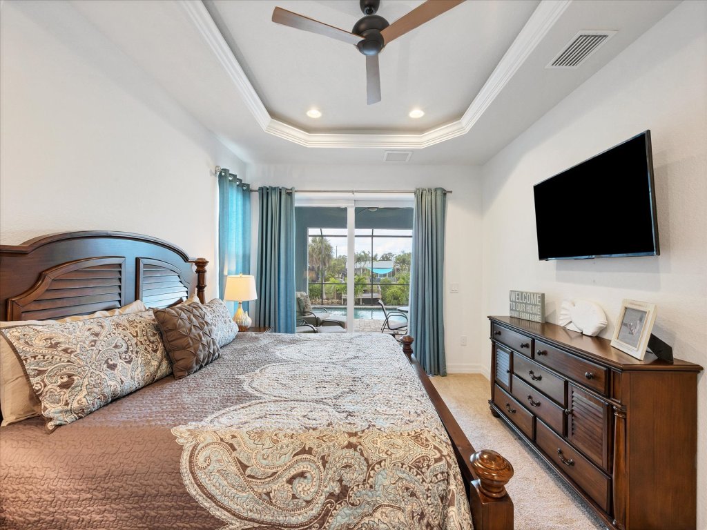 E5S831 Vacation Rental in Englewood - RedAwning