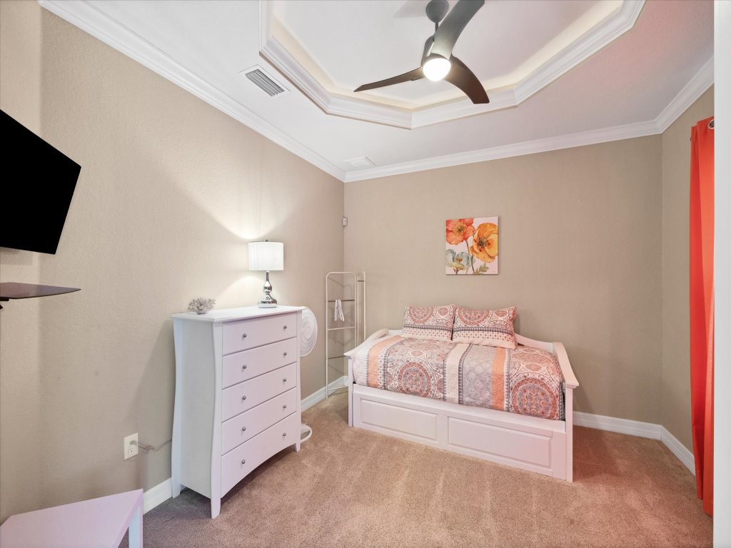 E5S831 Vacation Rental in Englewood - RedAwning