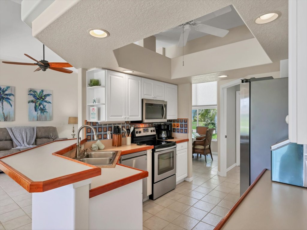 LML80 Vacation Rental in Rotonda West - RedAwning