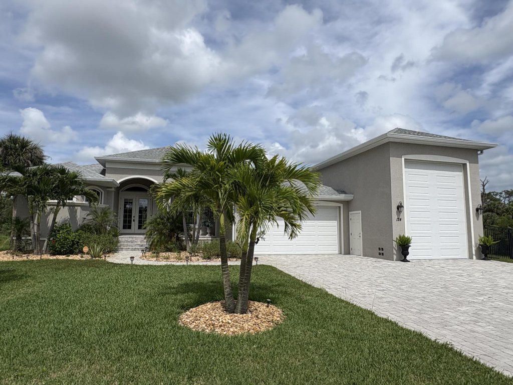 CUT124 Vacation Rental in Rotonda West - RedAwning