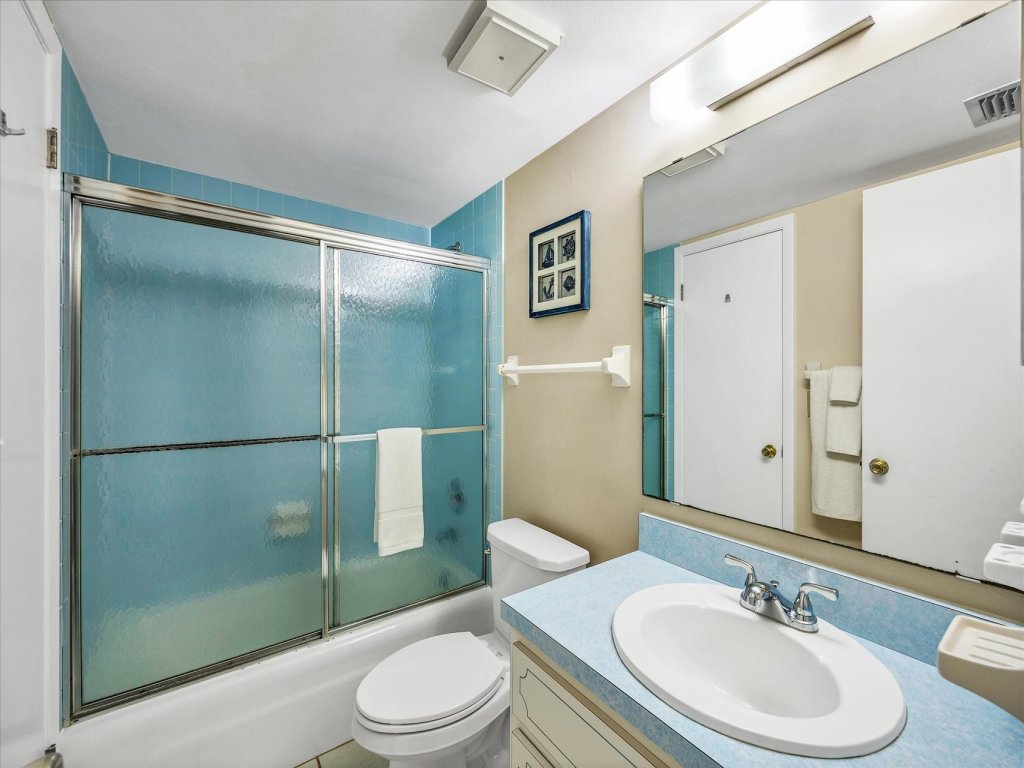 ANC304 Vacation Rental in Siesta Key - RedAwning