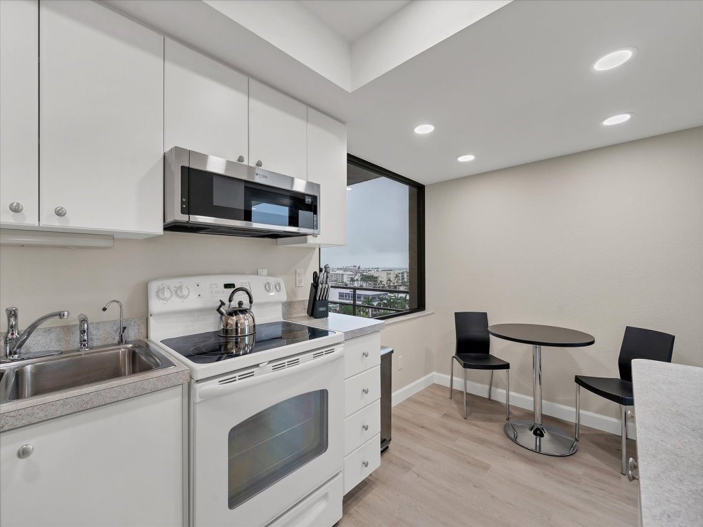 ANC903 Vacation Rental in Siesta Key - RedAwning