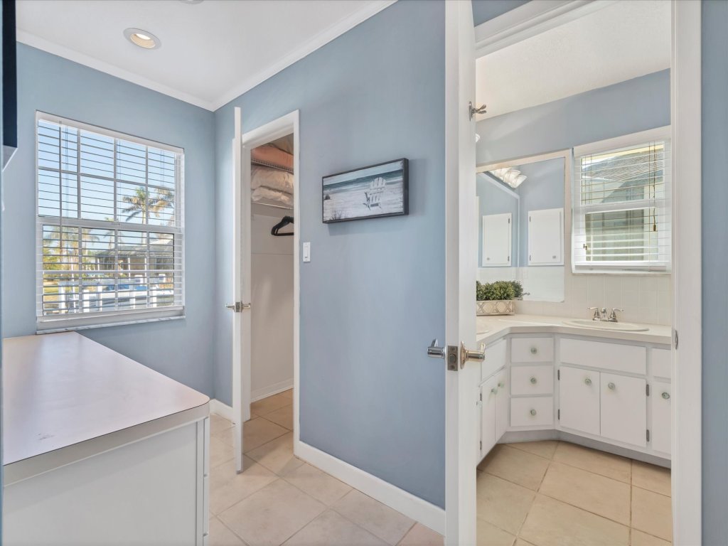 SUR1406 Vacation Rental in Florida - RedAwning