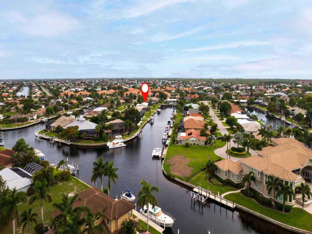 RSL2472 Vacation Rental in Florida - RedAwning
