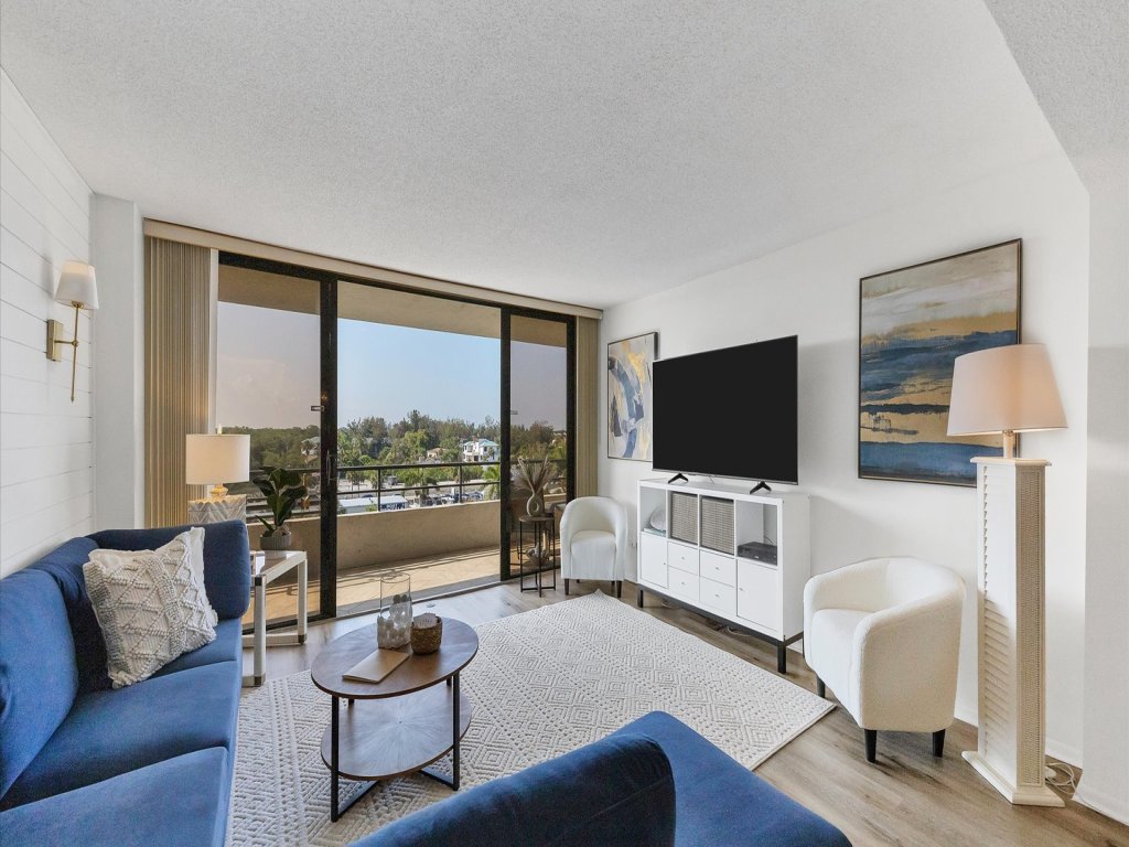 ANC608 Vacation Rental in Siesta Key - RedAwning