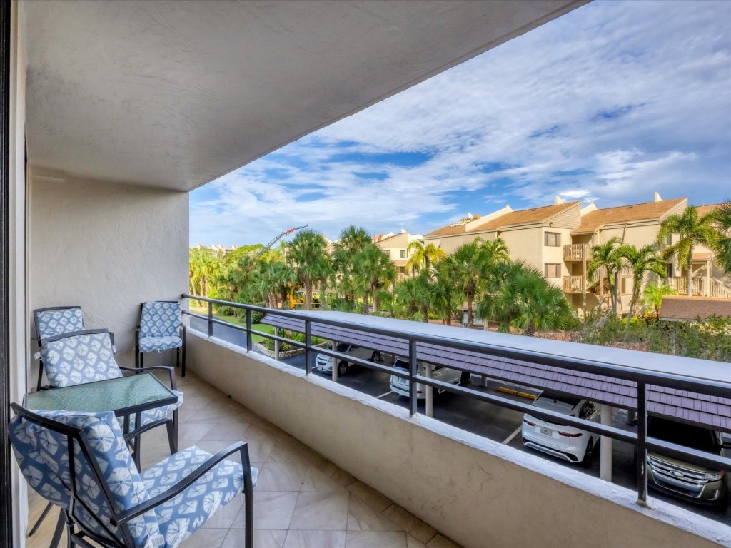 ANC202 Vacation Rental in Siesta Key - RedAwning