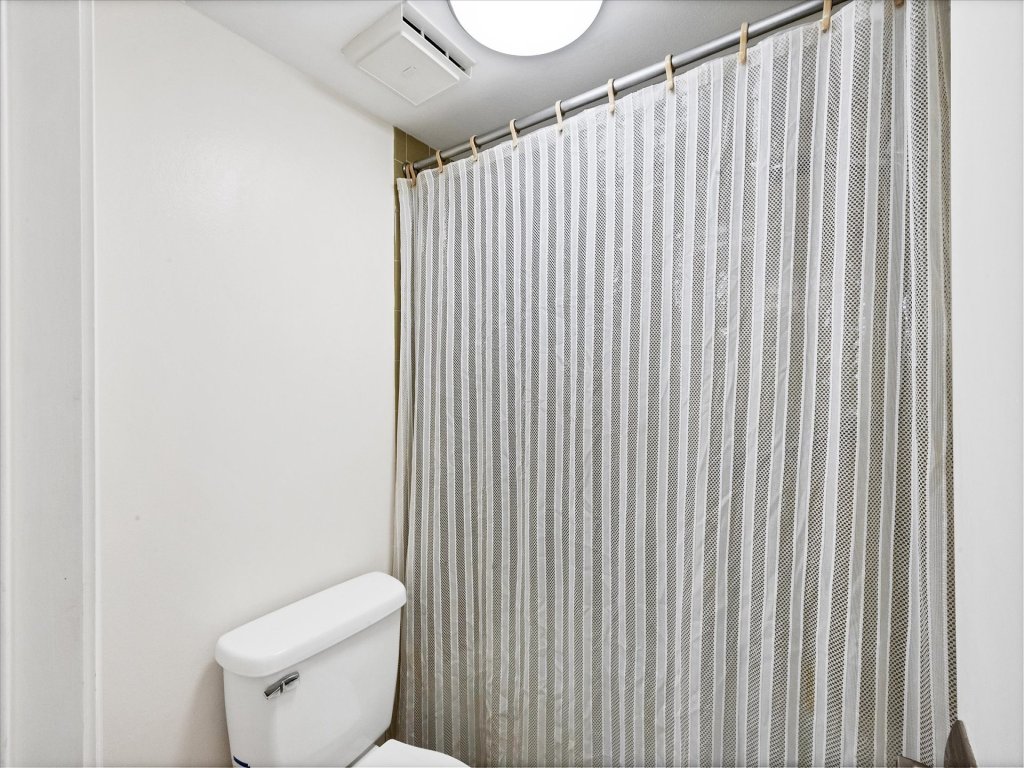 ANC202 Vacation Rental in Siesta Key - RedAwning