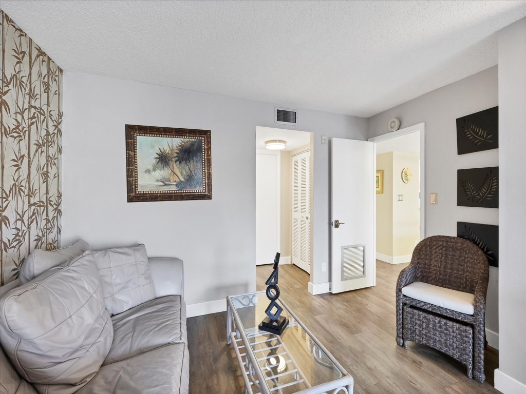 ANC202 Vacation Rental in Siesta Key - RedAwning
