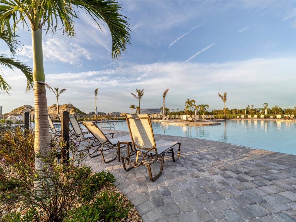 HLB14191-1236 Vacation Rental in Florida - RedAwning