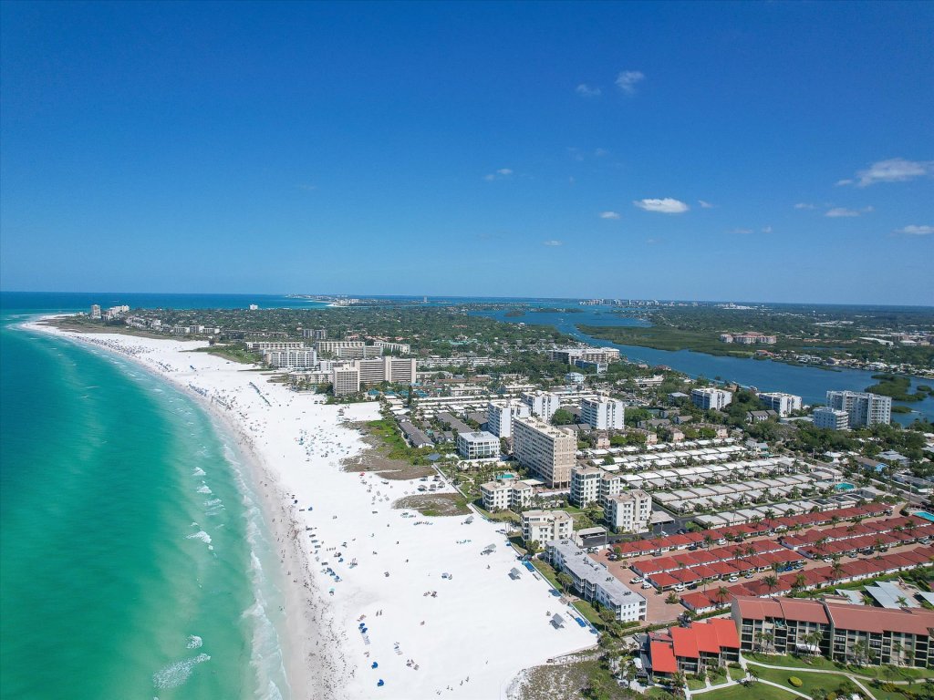 ANC805 Vacation Rental in Siesta Key - RedAwning