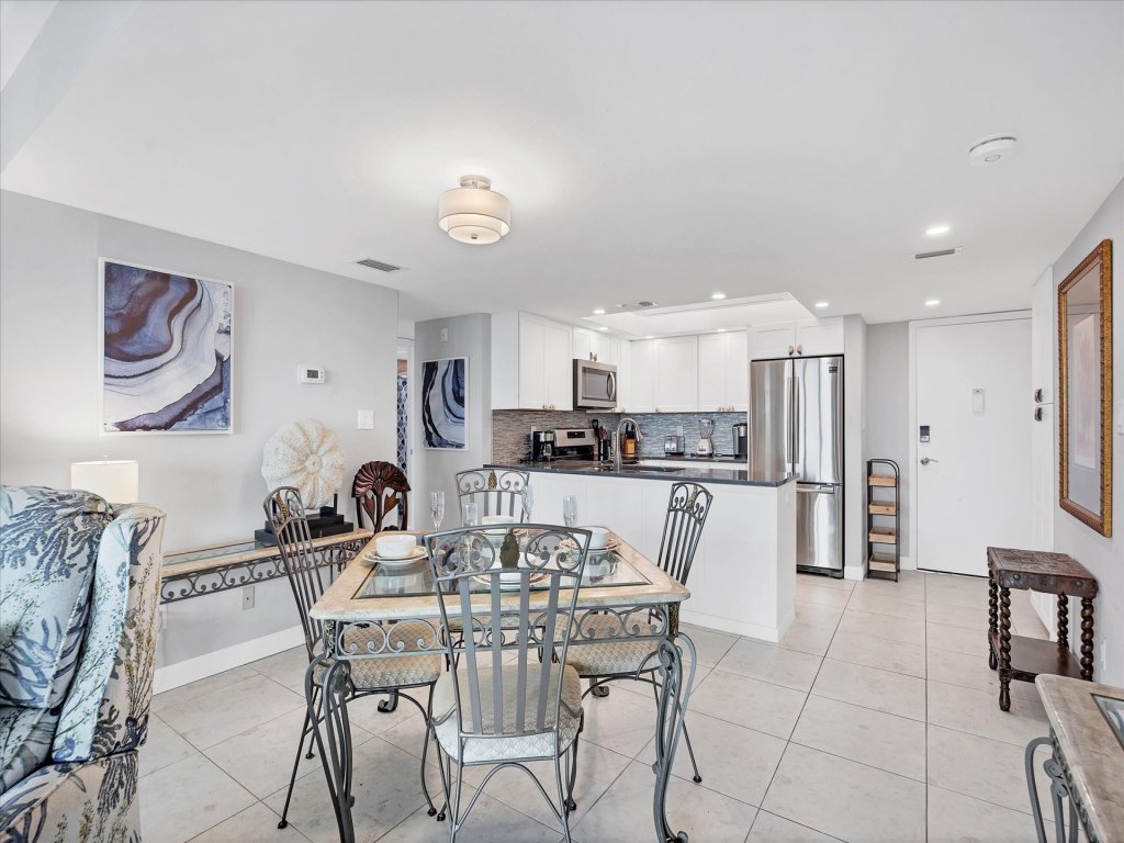 ANC805 Vacation Rental in Siesta Key - RedAwning