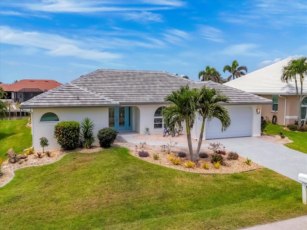 ELD537 Vacation Rental in Florida - RedAwning