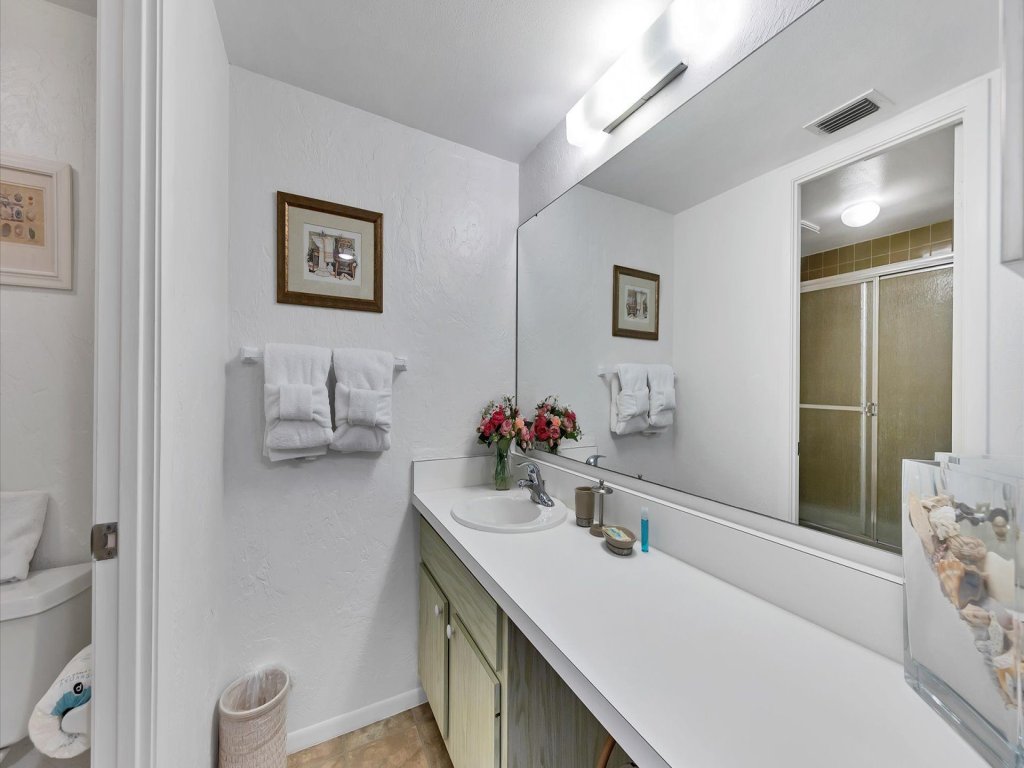 ANC601 Vacation Rental in Siesta Key - RedAwning
