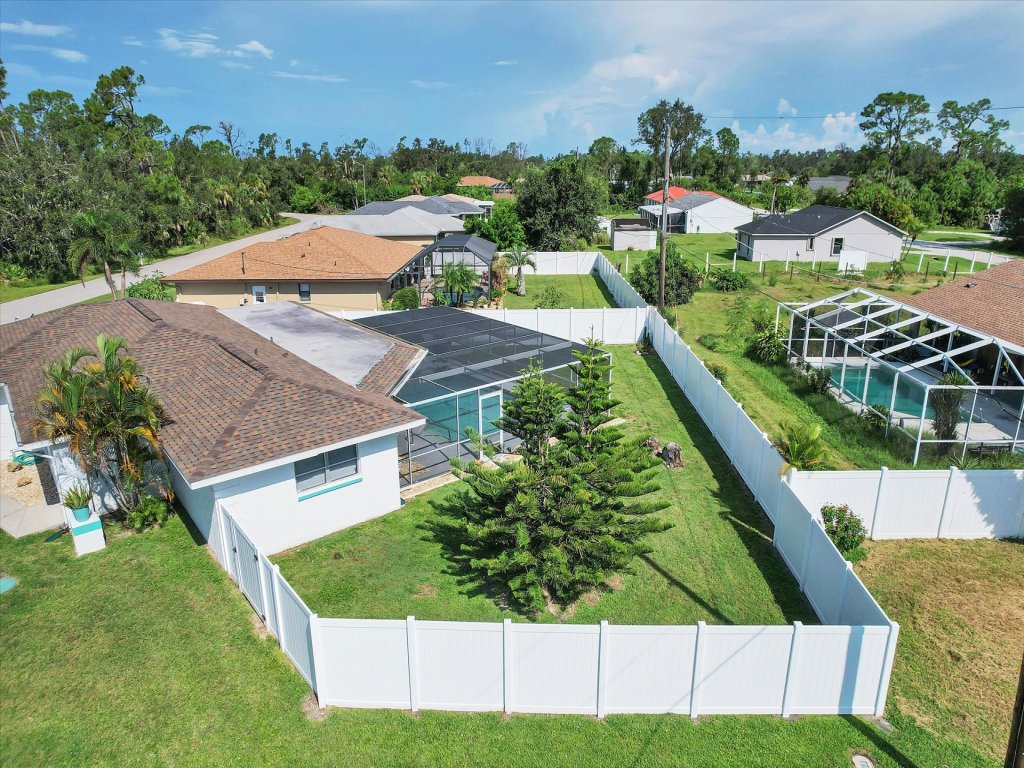 DBD1014 Vacation Rental in Port Charlotte - RedAwning