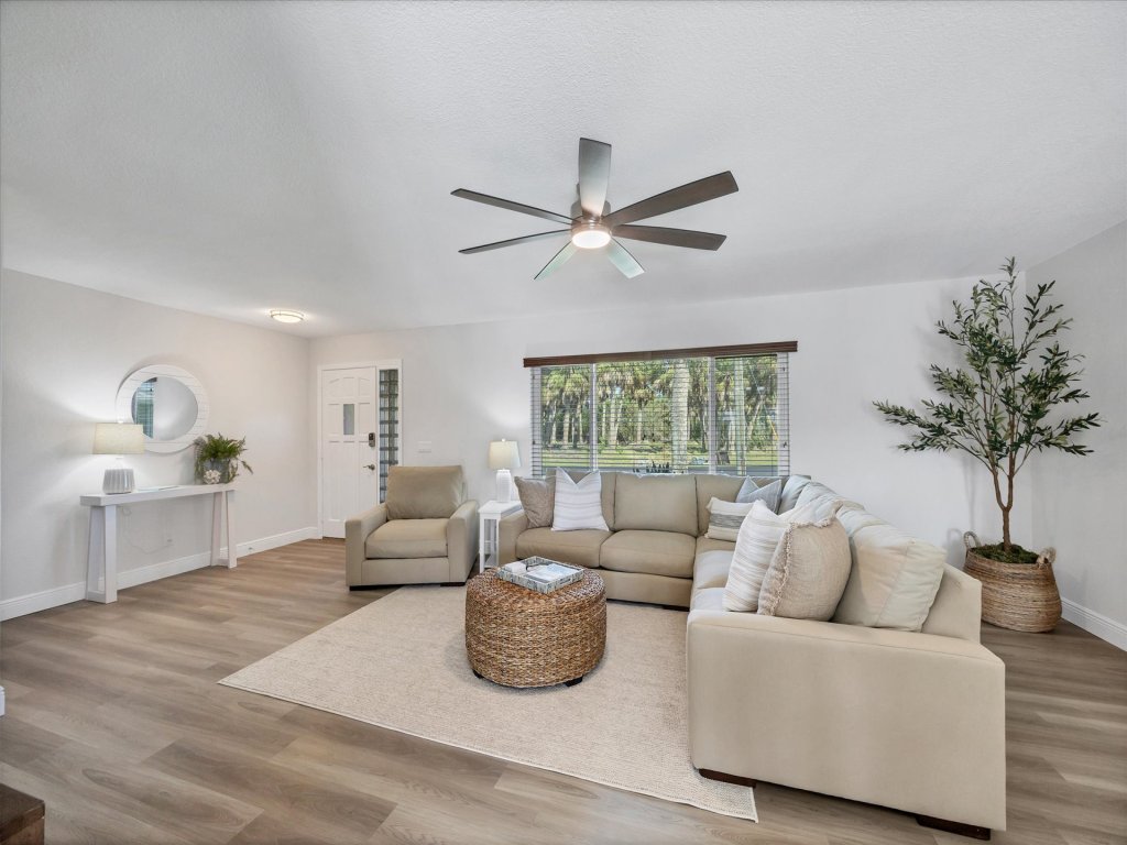 MHC18849 Vacation Rental in Port Charlotte - RedAwning