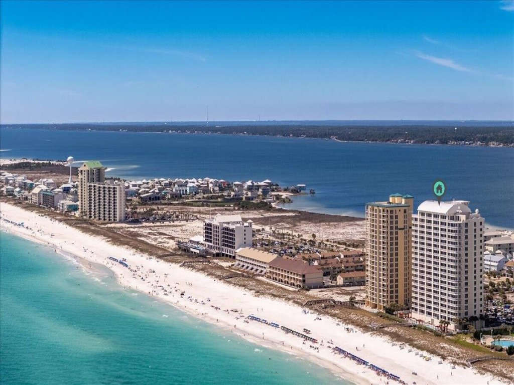 Sea Glass Vacation Rental in Navarre - RedAwning
