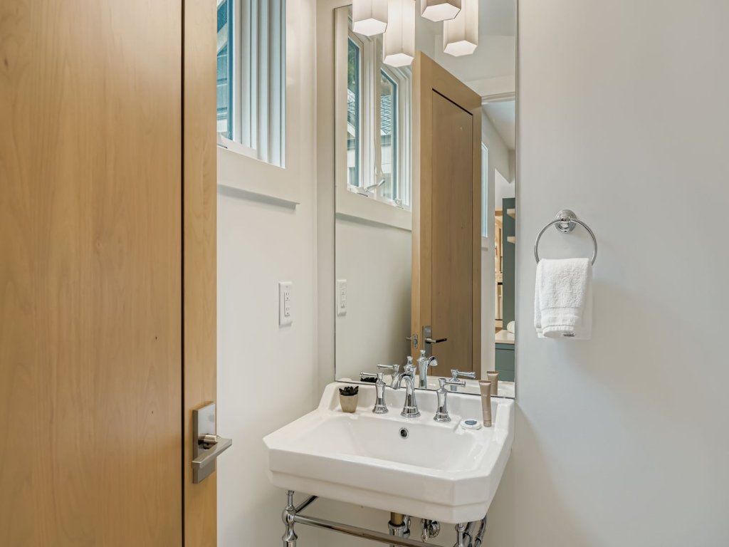 Walk to Main Street Luxury Escape with Hot Tub 173 Vacation Rental in Park City - RedAwning