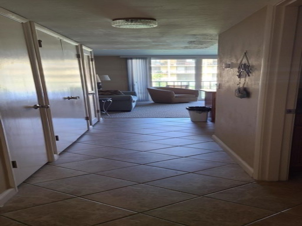 Vantage Pointe #222 Vacation Rental in Daytona Beach - RedAwning