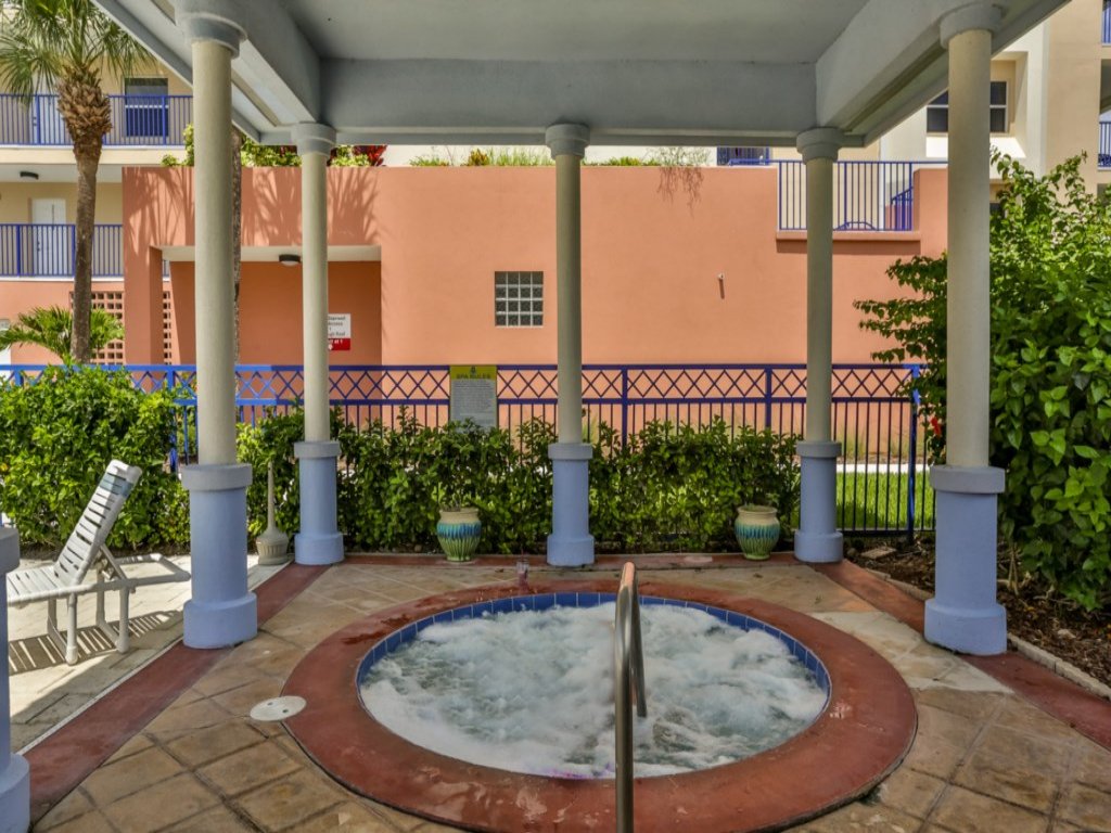 Kid Friendly Condo with Pool, basketball, bocce, hot tub, and more! Vacation Rental in New Smyrna Beach - RedAwning