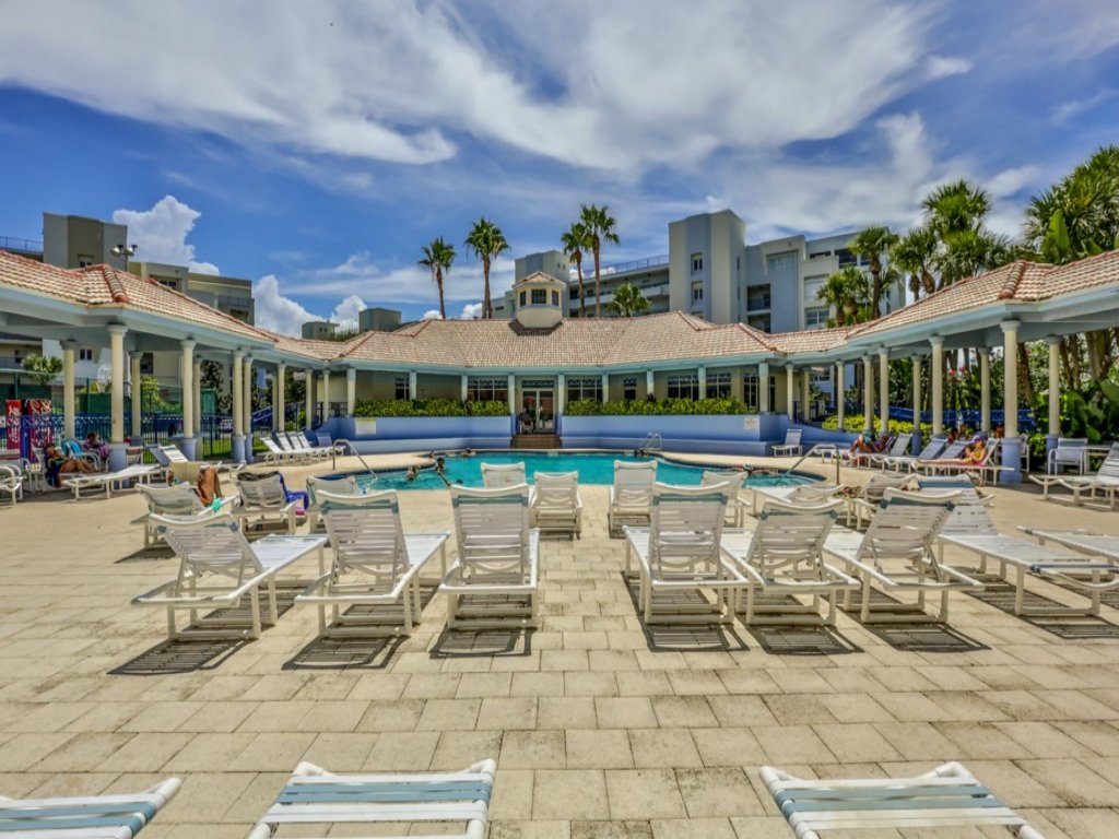 Kid Friendly Condo with Pool, basketball, bocce, hot tub, and more! Vacation Rental in New Smyrna Beach - RedAwning