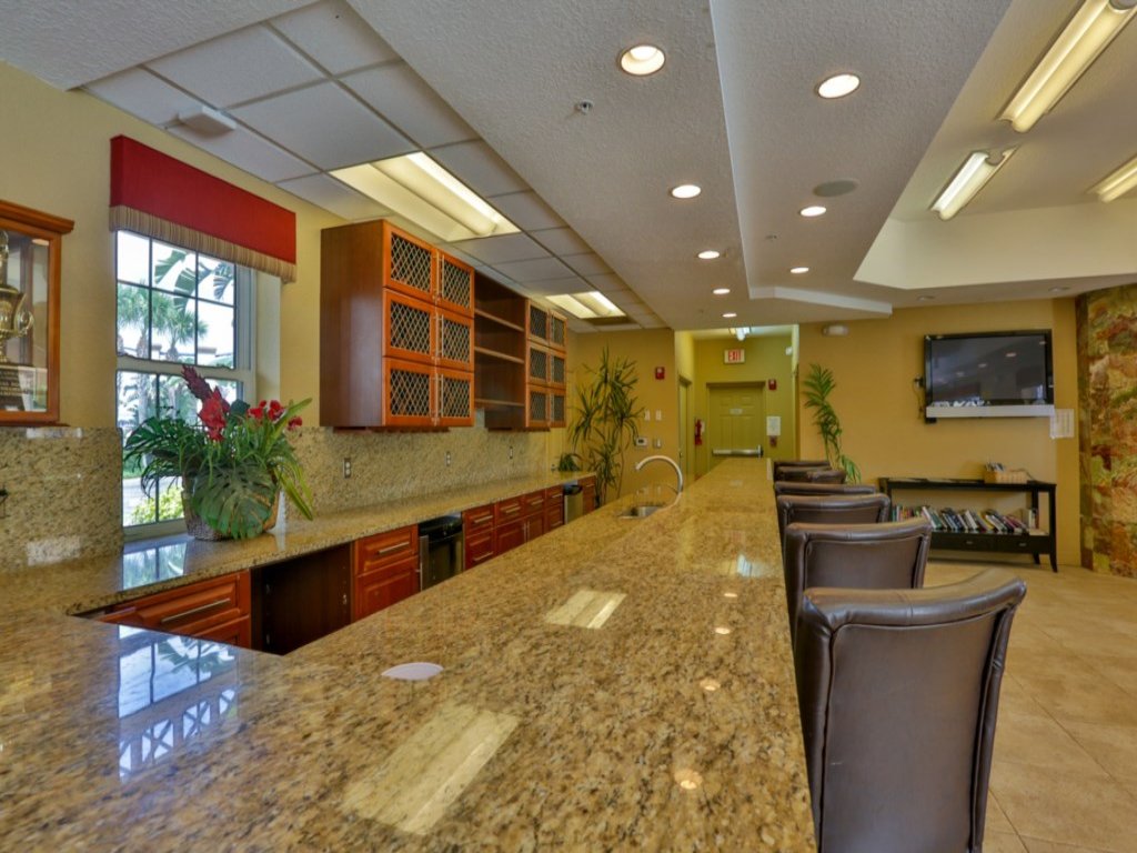 Kid Friendly Condo with Pool, basketball, bocce, hot tub, and more! Vacation Rental in New Smyrna Beach - RedAwning