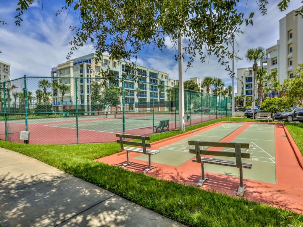 Kid Friendly Condo with Pool, basketball, bocce, hot tub, and more! Vacation Rental in New Smyrna Beach - RedAwning