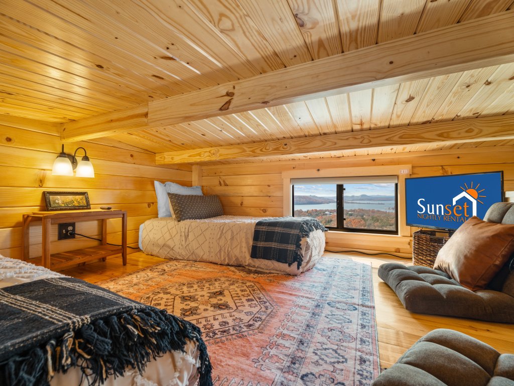 P-Bay Gobblers Overlook Vacation Rental in Missouri - RedAwning