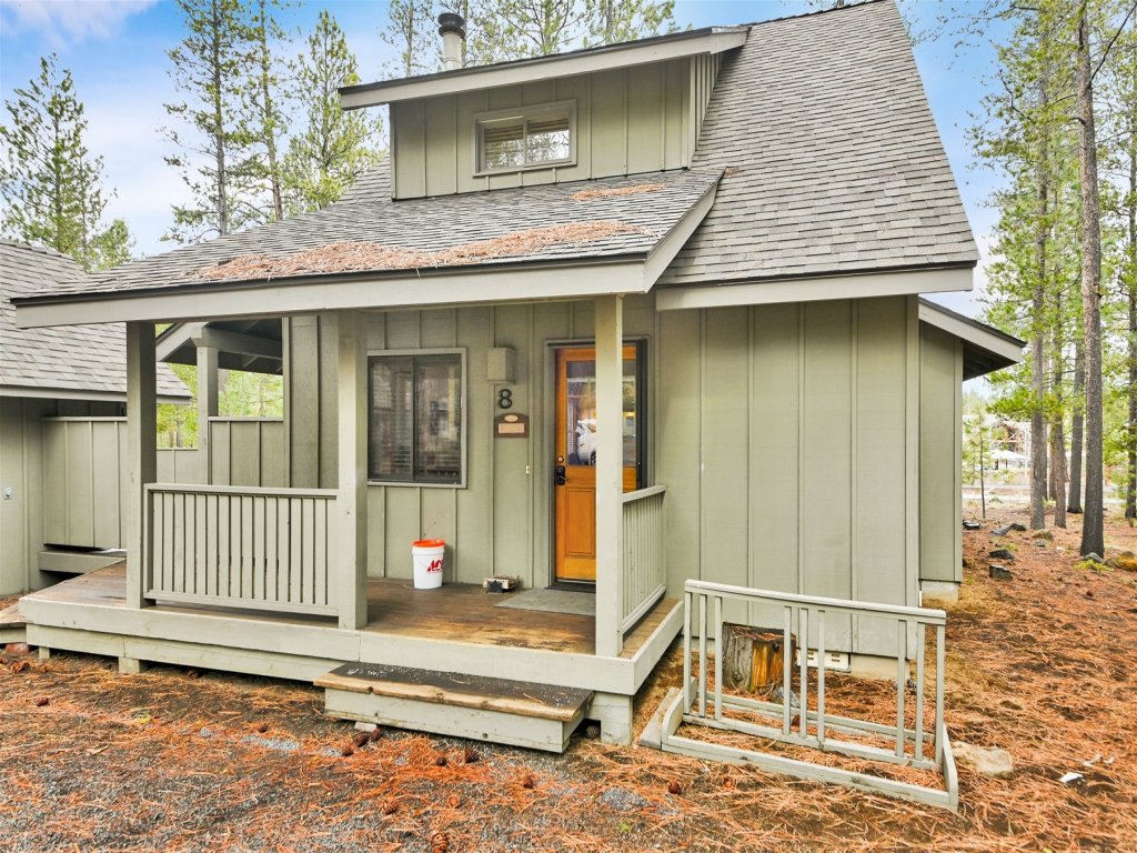 Otter 8 Vacation Rental in Sunriver - RedAwning
